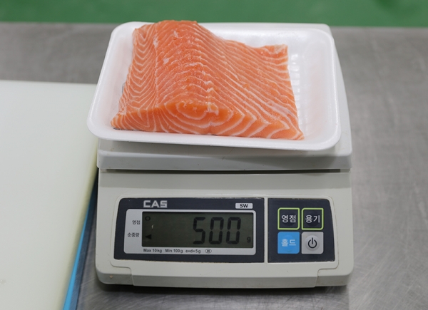 생연어 필렛,슬라이스(300g,500g,1kg),연어큐브(샐러드용)